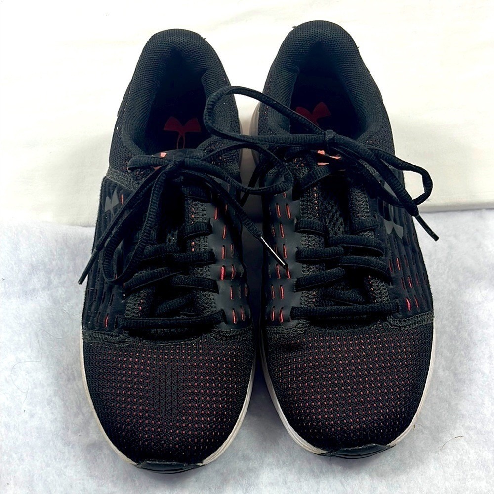 Under Armour Surge SE Running Shoes Womens Size 6.5 Black - Picture 3 of 9